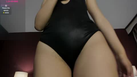 Snapshot of _mila_dyva chatting on July 9, 2026, 12:20 pm _mila_dyva online show from July 9, 2026, 12:20 pm