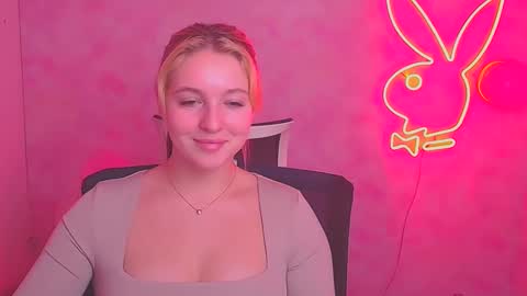 Melanie online show from February 16, 2025, 3:48 pm