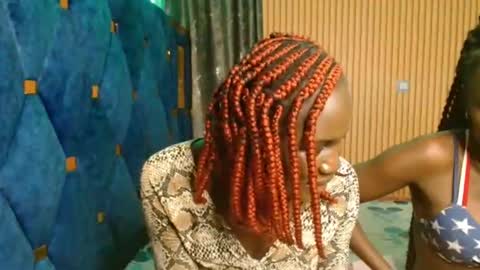 Milah online show from November 11, 2025, 4:29 pm