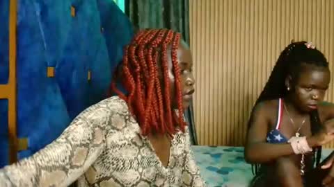 Milah online show from November 16, 2025, 4:23 pm