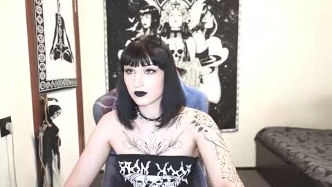 Snapshot of _millisi_ chatting on October 26, 2025, 10:15 pm Millisi online show from October 26, 2025, 10:15 pm