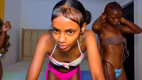 Snapshot of _mimimars chatting on March 15, 2026, 2:17 am Mimi online show from March 15, 2026, 2:17 am