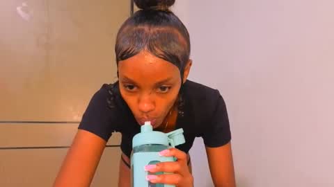 Snapshot of _mimimars chatting on April 13, 2026, 2:39 am Mimi online show from April 13, 2026, 2:39 am