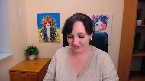 Miranda online show from March 12, 2025, 3:18 pm