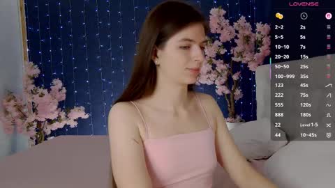 Victoria online show from November 22, 2025, 4:44 am