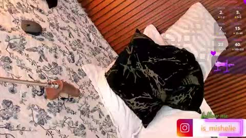 Mishelle online show from February 7, 2026, 5:44 am