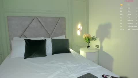 Snapshot of _miss_kimm chatting on November 11, 2025, 12:16 pm kimberley cruz online show from November 11, 2025, 12:16 pm