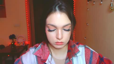 Miss Jessica  Boss Jordan online show from December 5, 2024, 5:17 pm