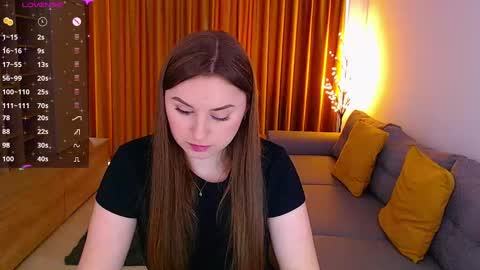 Mia online show from January 22, 2025, 1:00 pm