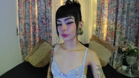 Snapshot of _mizuki chatting on January 10, 2025, 6:06 pm mizuki online show from January 10, 2025, 6:06 pm