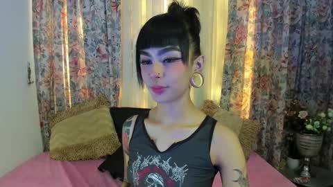 Snapshot of _mizuki chatting on January 17, 2025, 5:51 pm mizuki online show from January 17, 2025, 5:51 pm