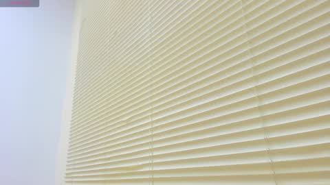 Snapshot of _molly_rosse_ chatting on October 21, 2025, 12:39 pm _molly_rosse_ online show from October 21, 2025, 12:39 pm