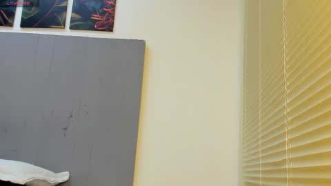 Snapshot of _molly_rosse_ chatting on October 29, 2025, 11:45 am _molly_rosse_ online show from October 29, 2025, 11:45 am