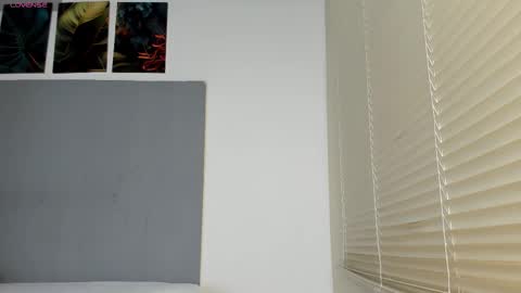 Snapshot of _molly_rosse_ chatting on October 31, 2025, 11:55 am _molly_rosse_ online show from October 31, 2025, 11:55 am