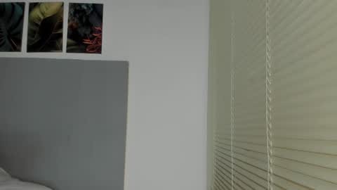 Snapshot of _molly_rosse_ chatting on November 4, 2025, 12:15 pm _molly_rosse_ online show from November 4, 2025, 12:15 pm