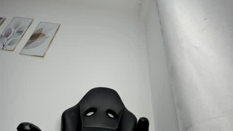 _molly_rosse_ online show from May 30, 2026, 11:51 am