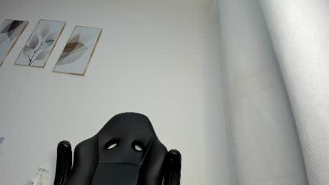 Snapshot of _molly_rosse_ chatting on July 11, 2026, 11:57 am _molly_rosse_ online show from July 11, 2026, 11:57 am