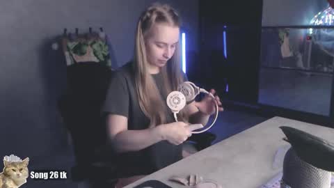 Snapshot of _mother_of_cats chatting on October 20, 2025, 7:58 pm Debby online show from October 20, 2025, 7:58 pm