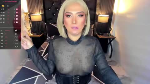 Snapshot of _natashacooper_ chatting on June 7, 2026, 11:03 am _natashacooper_ online show from June 7, 2026, 11:03 am