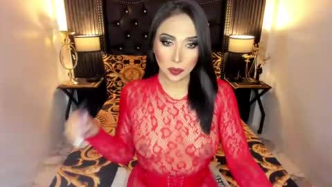 _natashacooper_ online show from June 29, 2026, 10:15 am