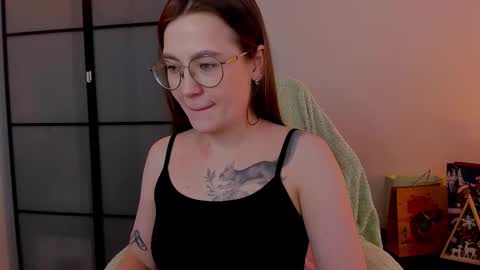 Mia with a big heart  online show from February 12, 2025, 7:02 am