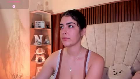 Niah  You can call me Ni or cutie haha online show from October 19, 2025, 8:53 pm