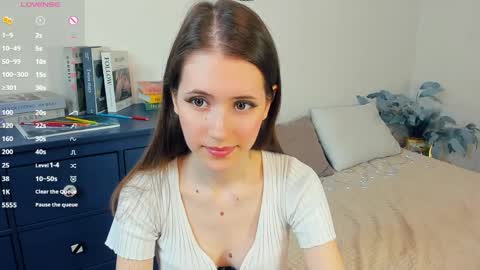 Ashley online show from April 17, 2026, 1:25 pm