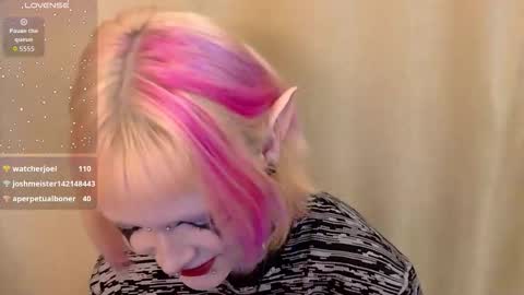 Nicole online show from November 21, 2025, 8:07 pm