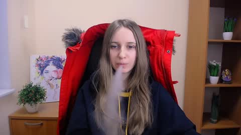 Nica online show from December 3, 2024, 9:33 am