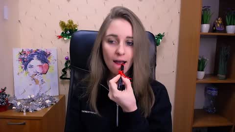 Nica online show from December 30, 2024, 2:40 pm