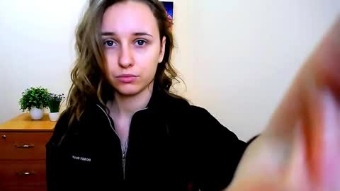 Nica online show from February 7, 2025, 12:28 pm