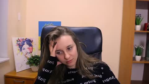 Nica online show from February 8, 2025, 3:31 pm