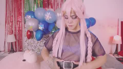 Snapshot of _niiky chatting on December 20, 2024, 12:16 pm niiky online show from December 20, 2024, 12:16 pm