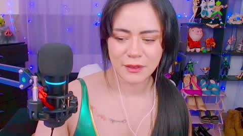 niiky online show from February 3, 2026, 2:11 pm