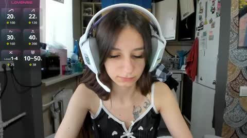 Nika online show from May 15, 2026, 10:22 am