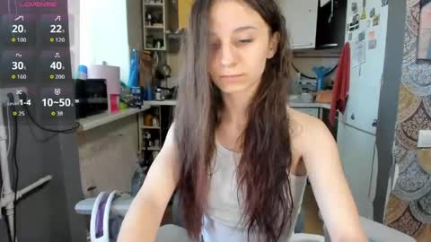 Nika online show from May 25, 2026, 2:56 pm