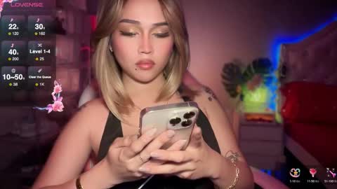 Snapshot of _nippleticklexxx chatting on October 10, 2025, 3:22 pm Lily online show from October 10, 2025, 3:22 pm