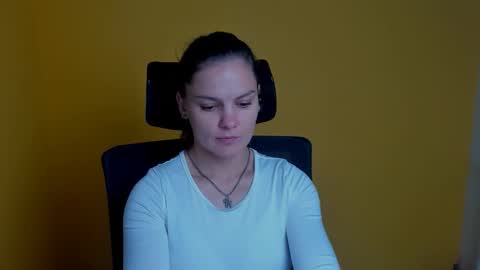 Olivia online show from September 25, 2025, 6:28 am