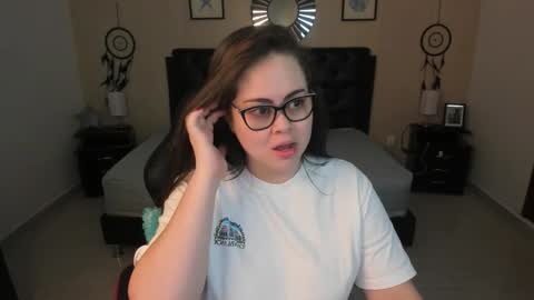 Olivia jones online show from February 18, 2026, 11:50 am