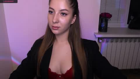 Olivia online show from October 11, 2025, 12:43 am