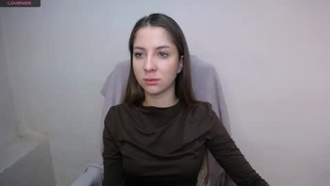 Olivia online show from November 21, 2025, 10:14 am