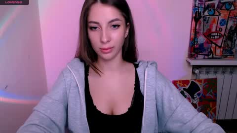 Olivia online show from May 15, 2026, 11:12 pm