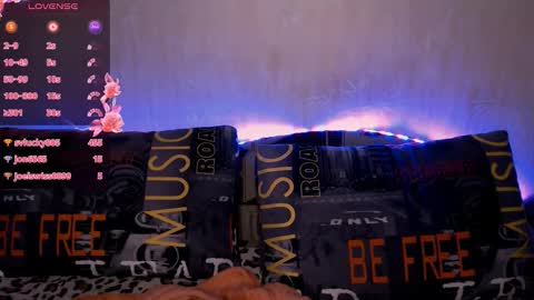 Snapshot of _pando4ka_ chatting on October 20, 2025, 7:03 pm pando4ka online show from October 20, 2025, 7:03 pm