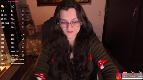 violeta ig  online show from October 4, 2025, 4:32 am