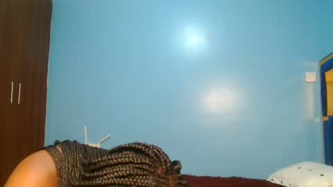 Peach online show from February 20, 2025, 4:46 pm