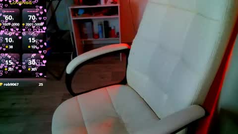 Ilona online show from February 16, 2025, 7:37 am