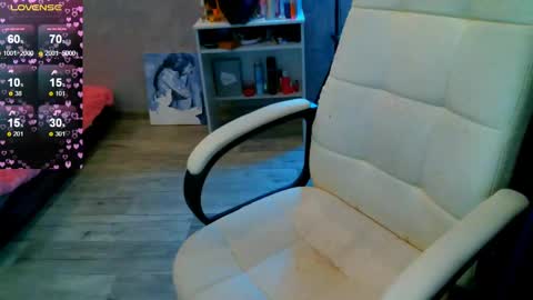 Ilona online show from February 21, 2025, 11:55 am