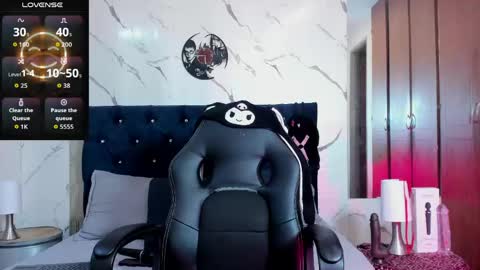 _qira_ online show from May 1, 2026, 5:06 pm