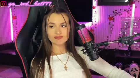 -RED HAT- online show from April 16, 2026, 9:39 pm