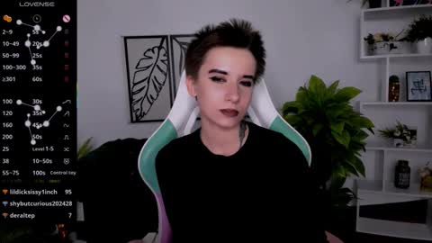 Snapshot of _rein_ramm chatting on September 25, 2025, 6:33 pm Rein online show from September 25, 2025, 6:33 pm